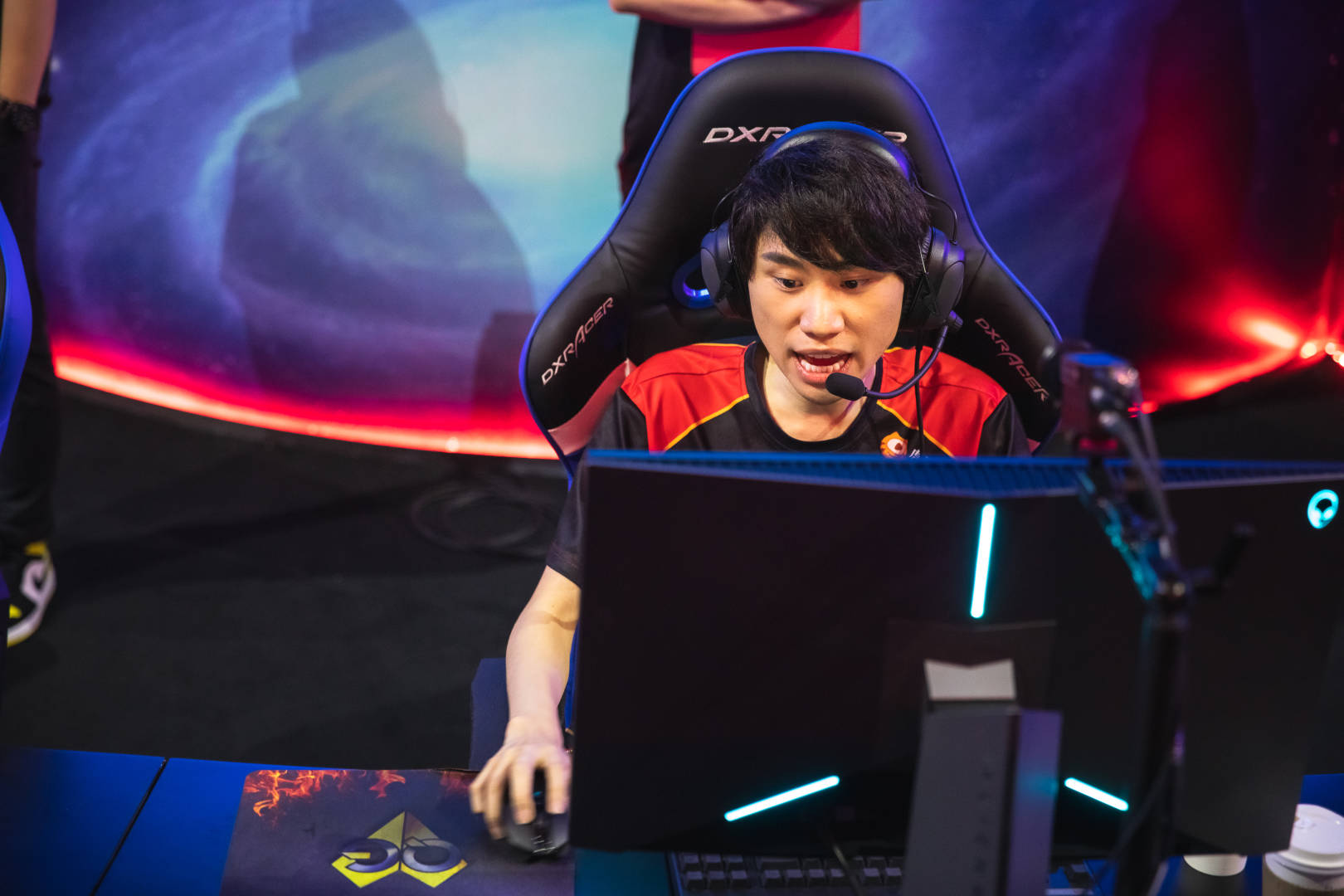 s9出征采访fpxflyphoenixfly