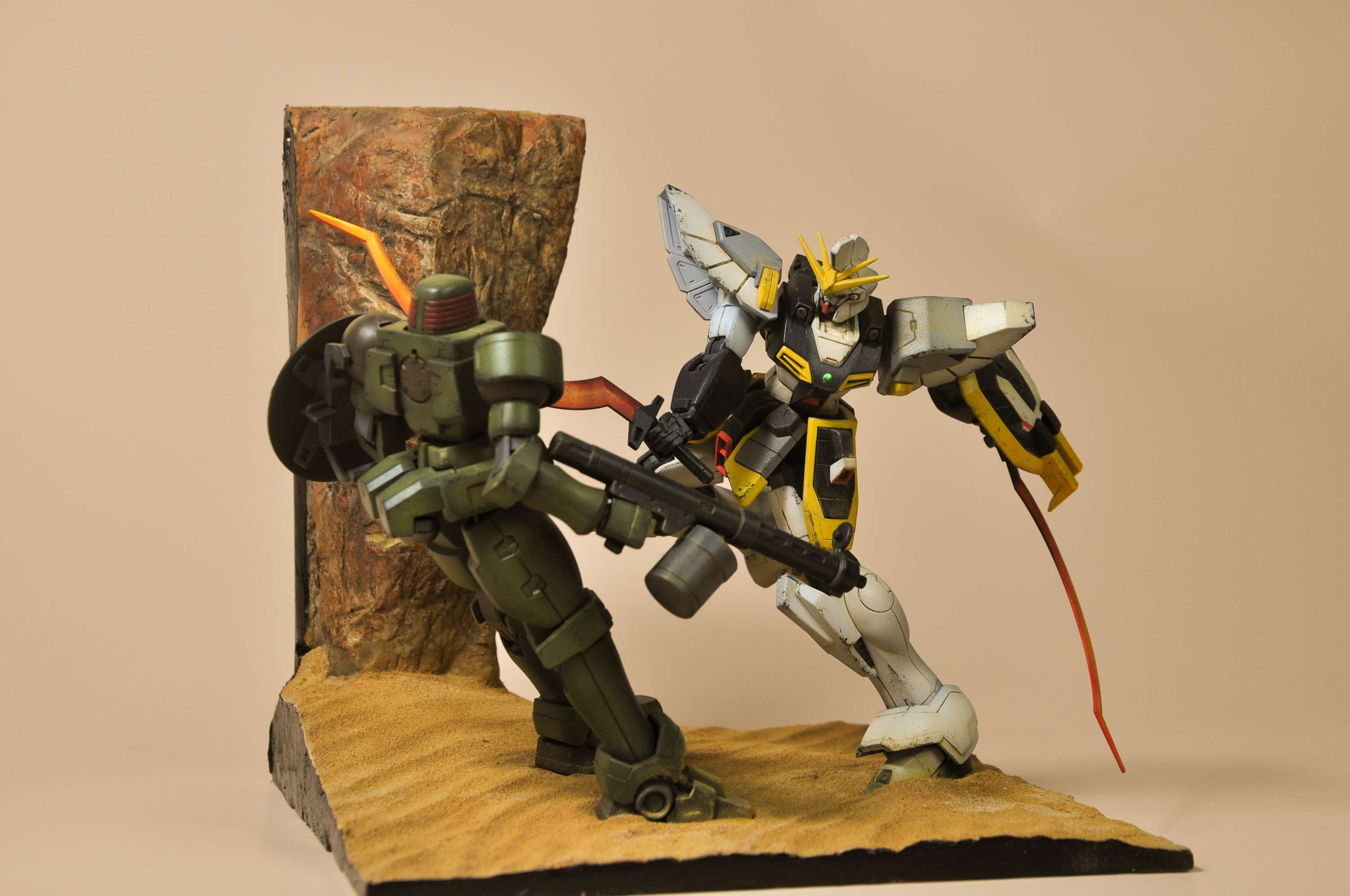 达人佳作hg沙漠高达场景