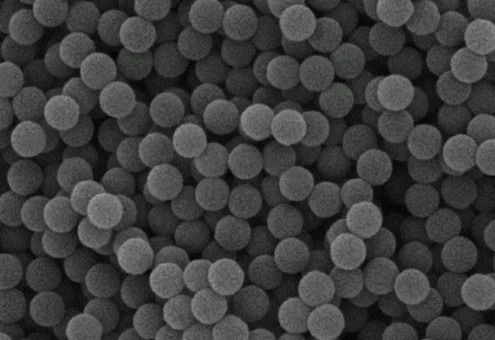 量子点荧光微球也在对物质及生物体进行标记,检测及筛选,并且表现出