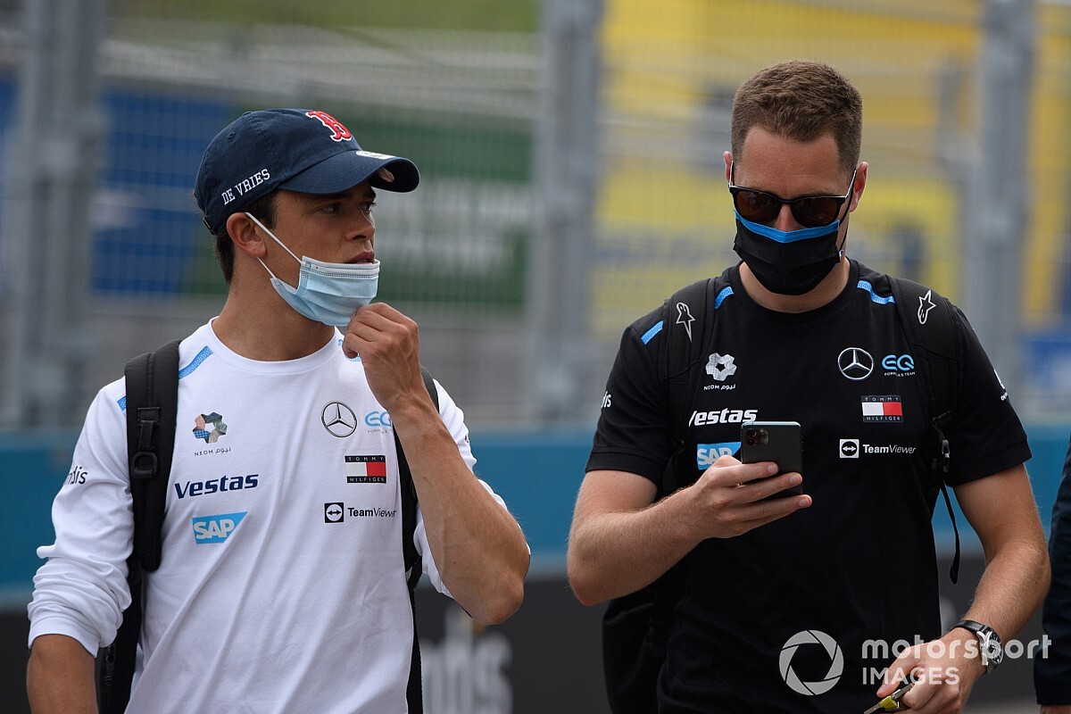 沃尔夫梅奔的电动方程式车手理应获得f1席位