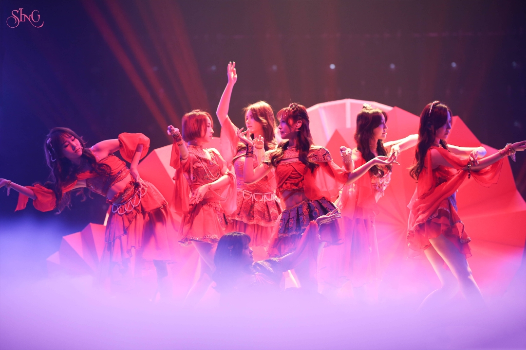请多多支持sing女团