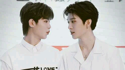 黄明昊x你x范丞丞〕 fire.(预告)