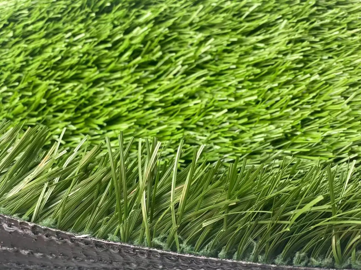 荷兰进口赛尔隆足球场人造草坪