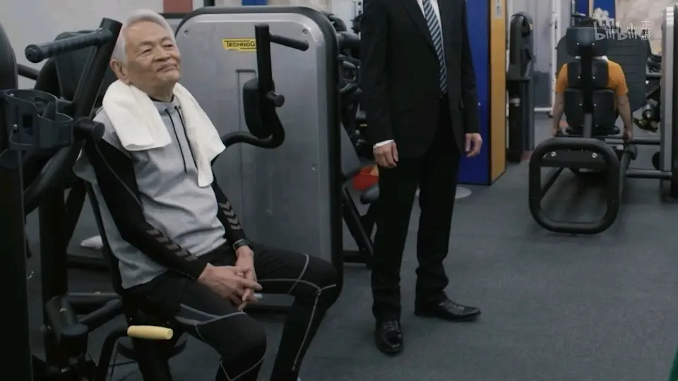 奥特曼皮套演员岩田荣庆因为参拜鬼厕,被圆谷除名