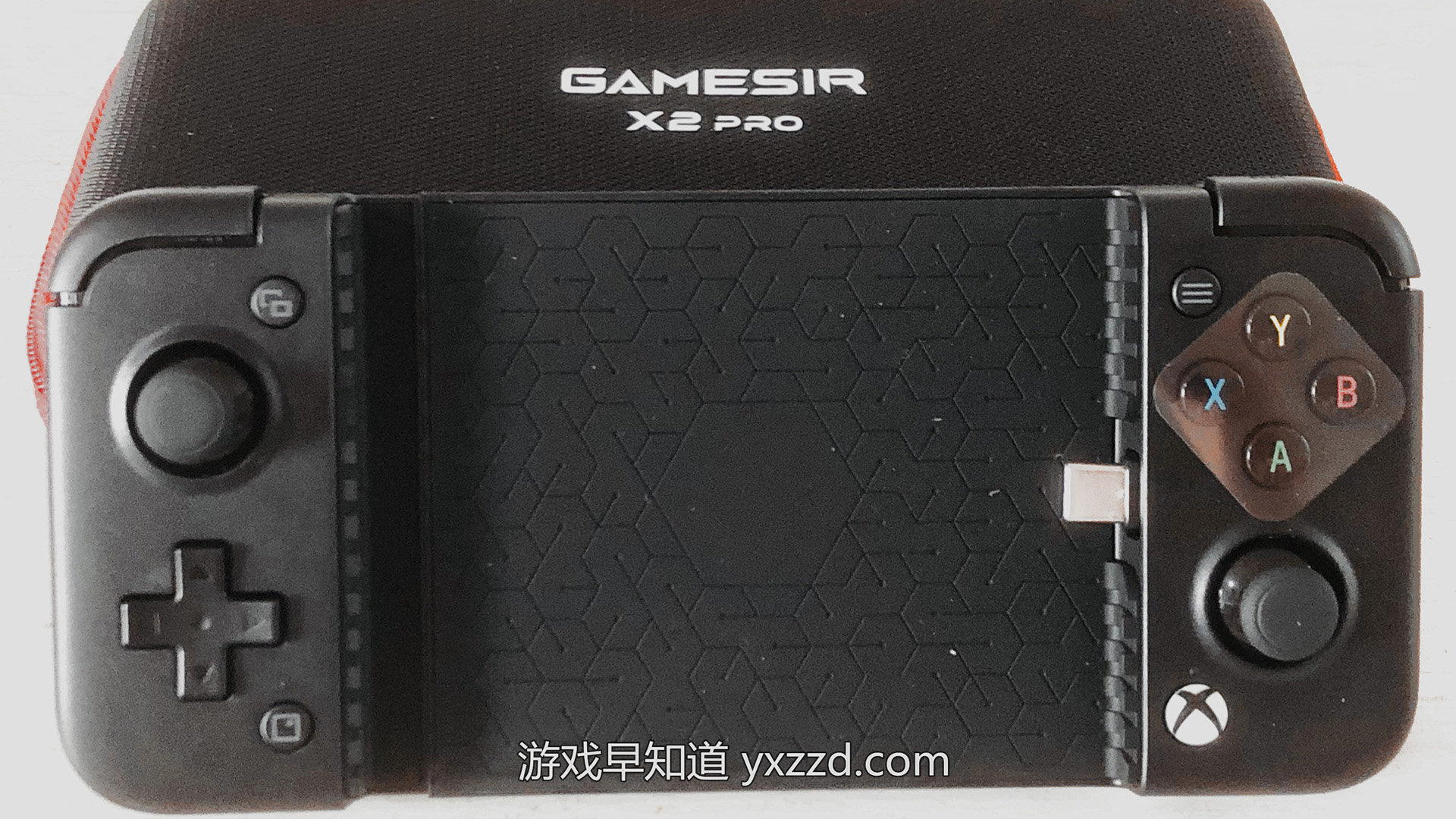 盖世小鸡X2Pro Xbox版手柄早知道评测：微软官方授权高实用性高诚意云游戏安卓手机手柄 - 哔哩哔哩