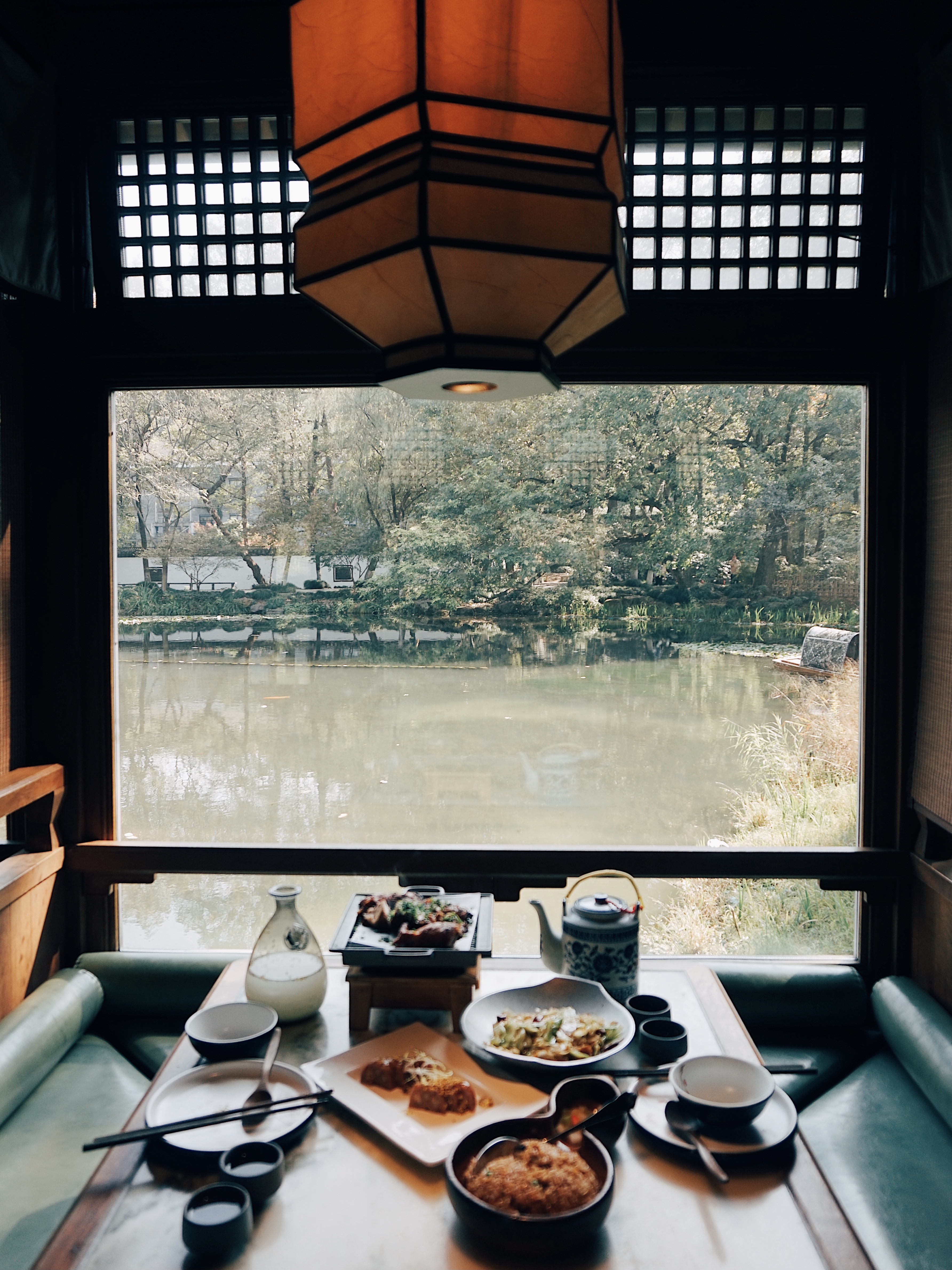 杭州美食探店打卡丨绿茶餐厅龙井总店