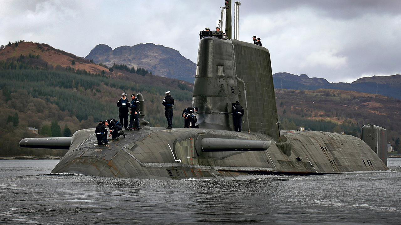 经典海战电影冰海陷落大洋深处的潜艇大战高科技武器齐亮相