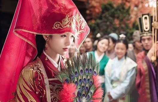 6位古装剧出嫁的女星,杨幂美艳,刘诗诗优雅,而她充满古典美!