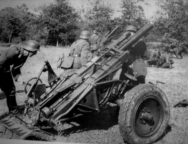 二战德国80毫米迫击炮图片