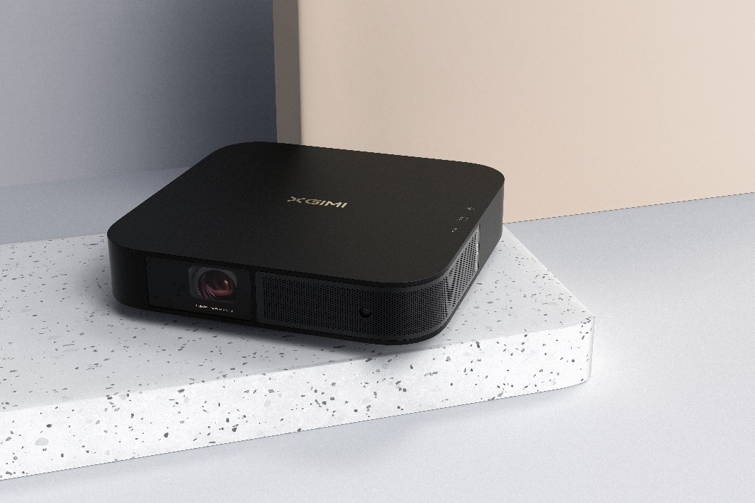 极米new z6x轻薄投影,易烊千玺同款带来无限精彩