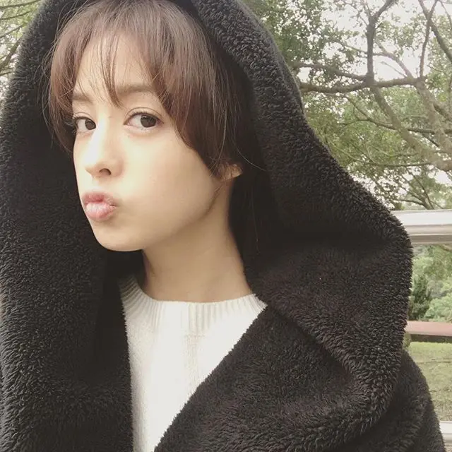 莫允雯 写真集（中国女明星）