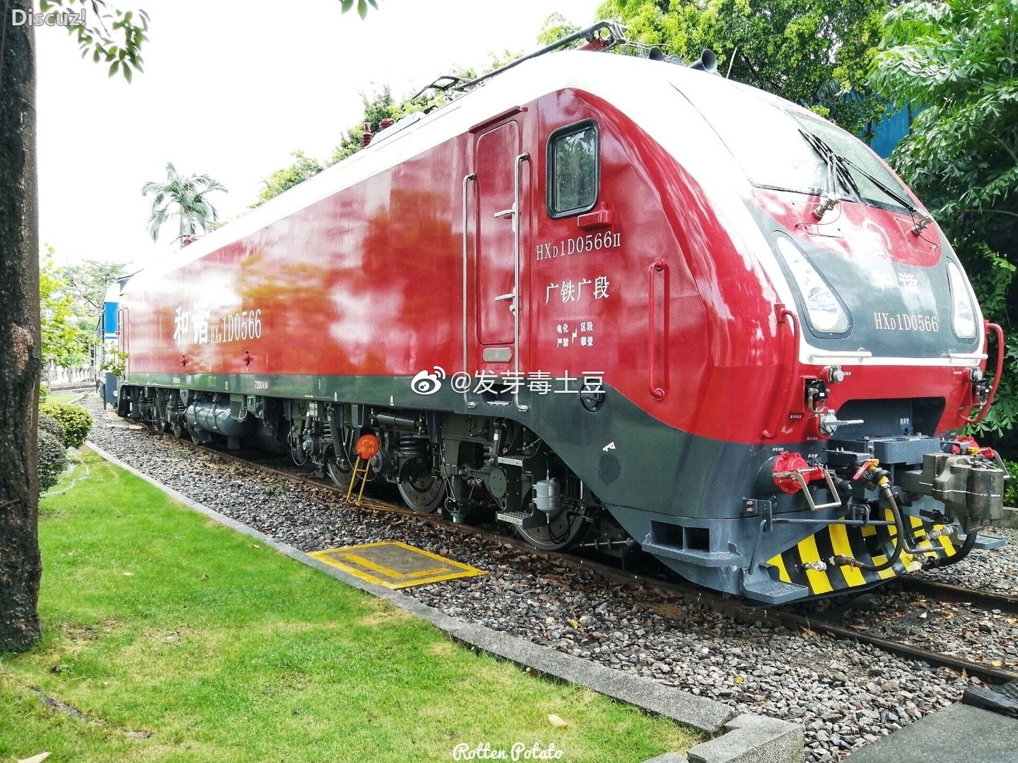 【科普】飞驰的红枣HXD1D型电力机车 哔哩哔哩
