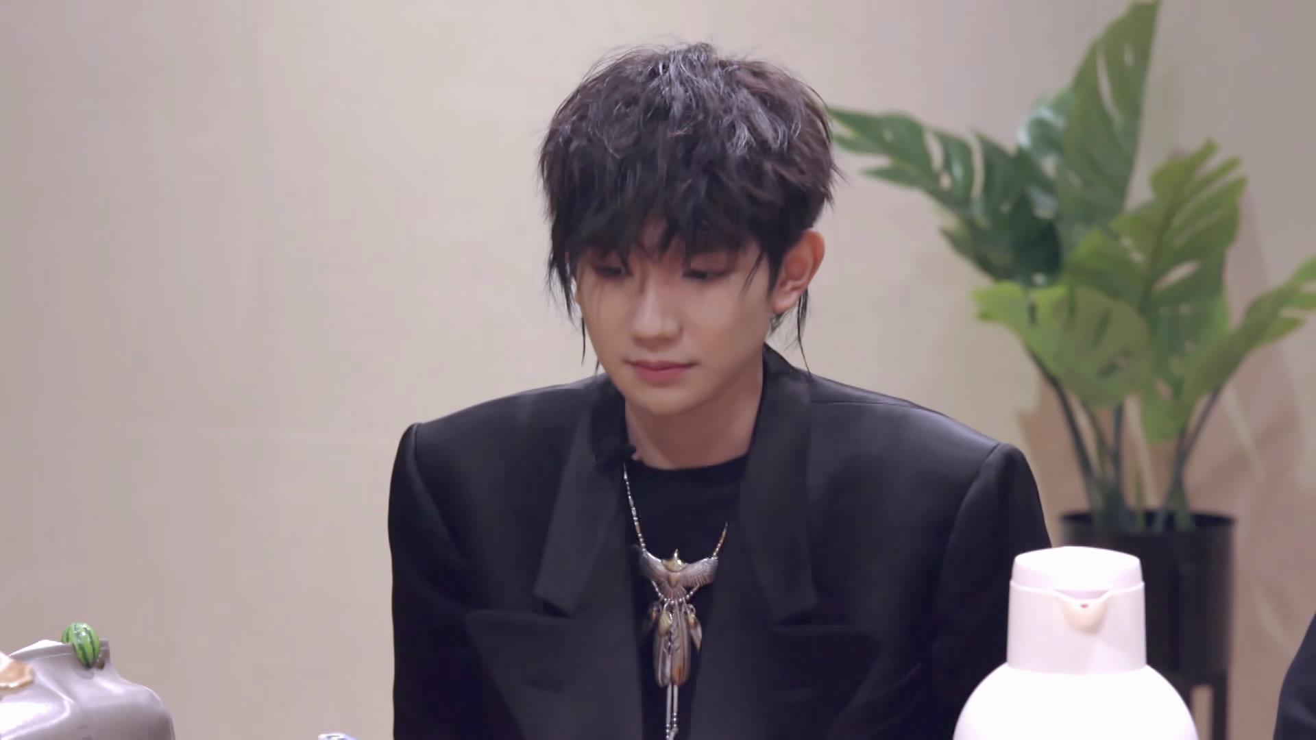 王源 《随想》蜕去光环 我来了\/我是唱作人\/开