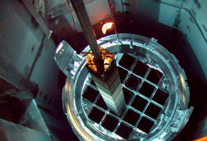 4代核反应堆临界,中国成功突破!汽车装核电源不是梦?