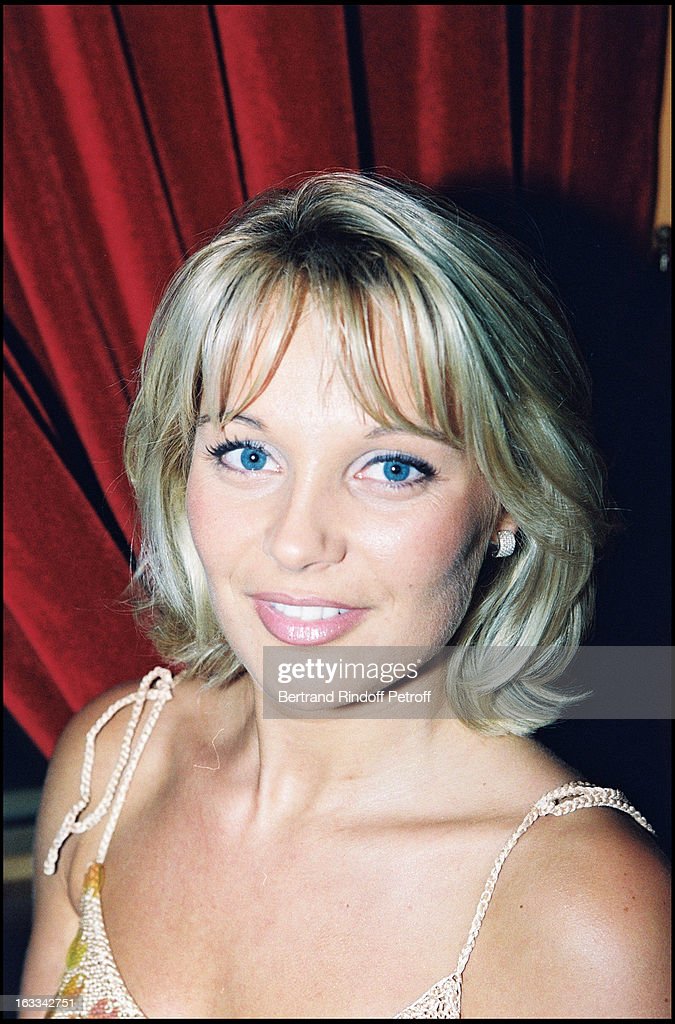 Laure Sainclair在文艺复兴剧院 哔哩哔哩