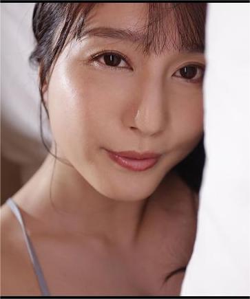 每天分享一个美女——古川伊织(古川いおり) - 哔哩哔哩