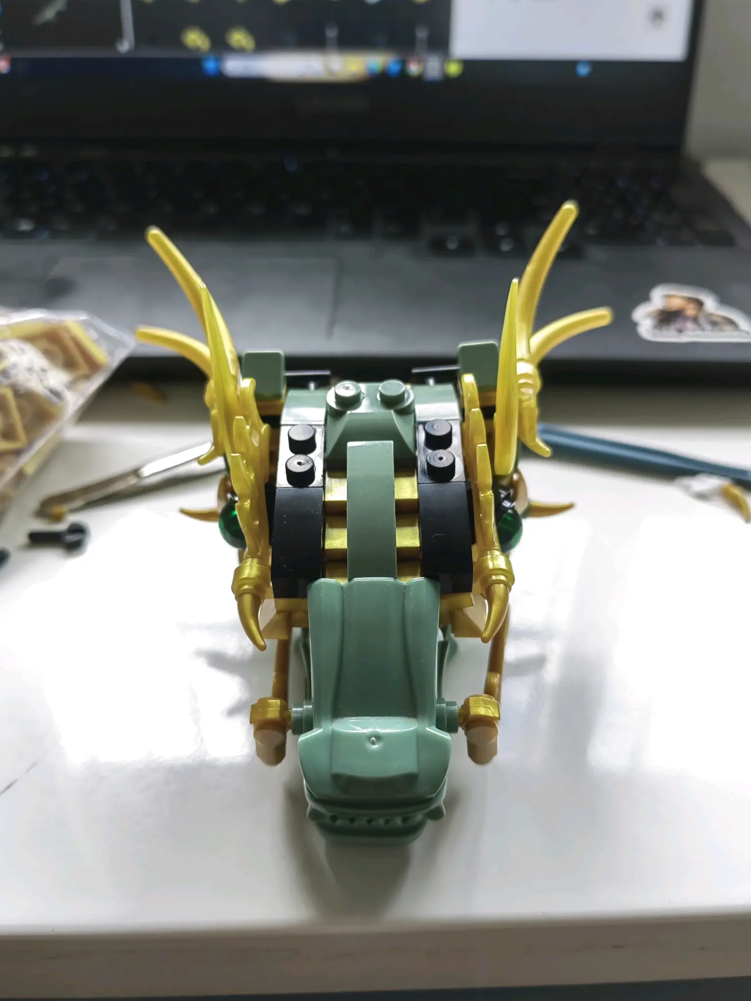 moc劳埃德的机甲神龙(电影版)