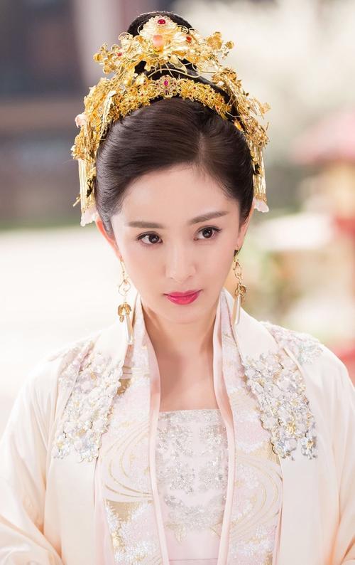 扮演"天下第一美人"的女星:前几位都被吐槽,唯独她实至名归