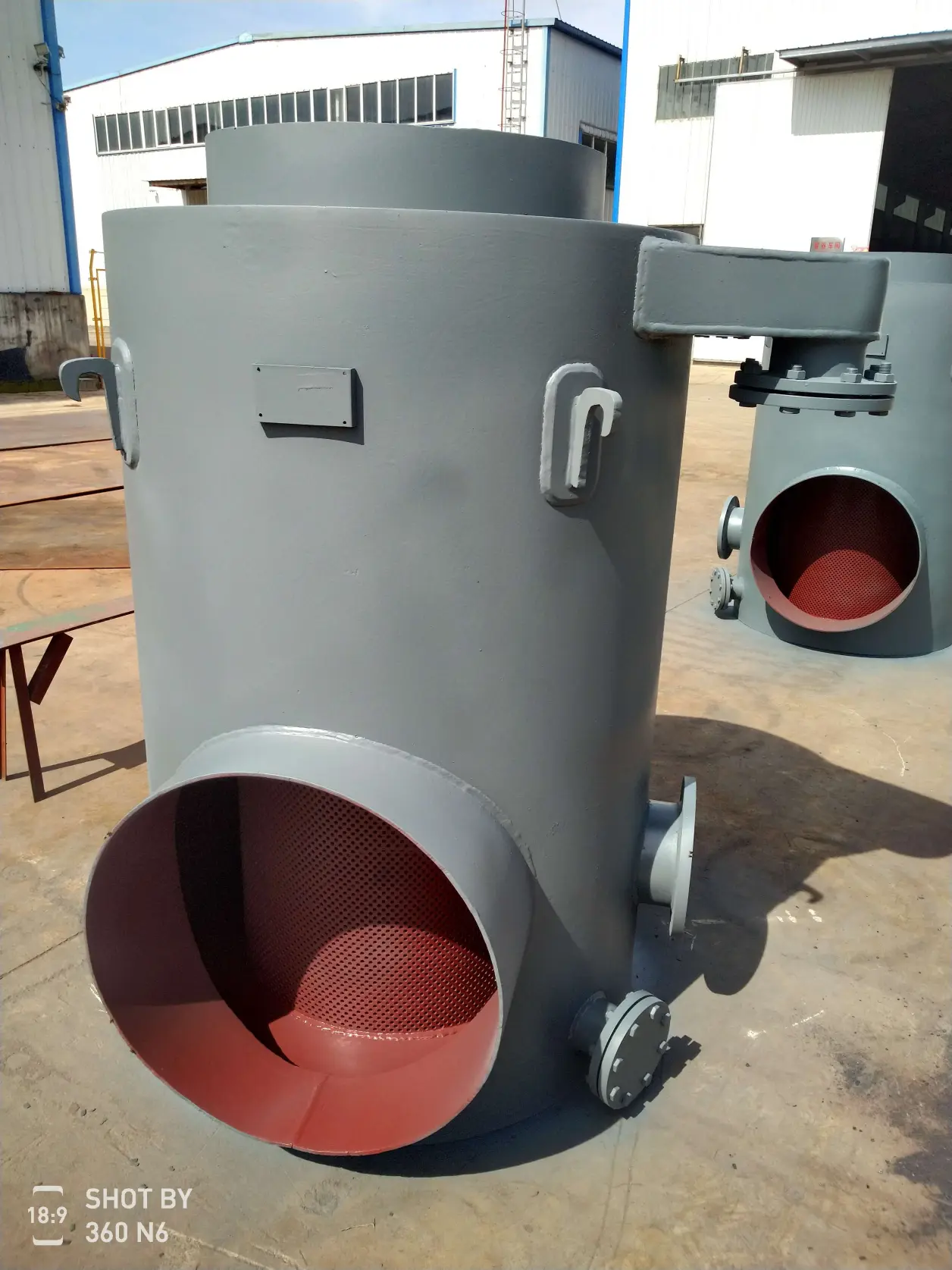 消声器施工图的相关图消声器的结构形式,安装方式,材料及制造等应满足