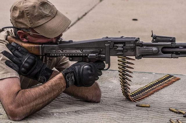 良工锻炼凡几年,铸得宝剑名龙泉——历久弥香的mg3通用机枪