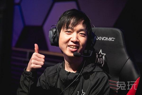 lol:神超承认违约跳槽 主动认错获网友点赞