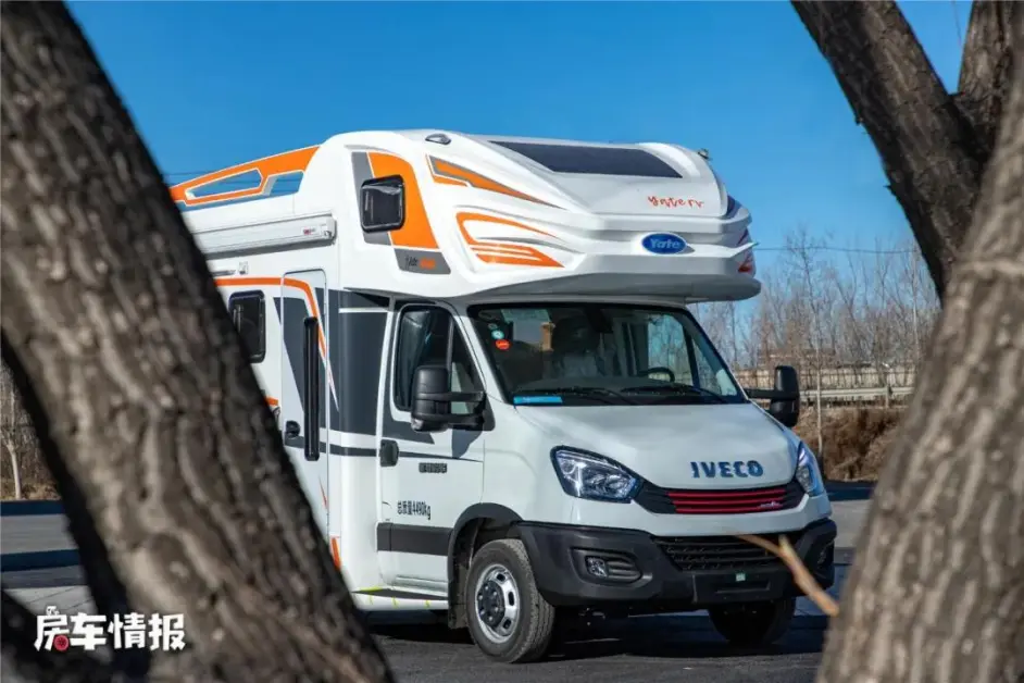 新款亚特iveco房车首发 国六排放动力强 住6人价格有优势 哔哩哔哩 新款亚特iveco房车首发 国六排放动力强 住6人价格有优势 哔哩哔哩