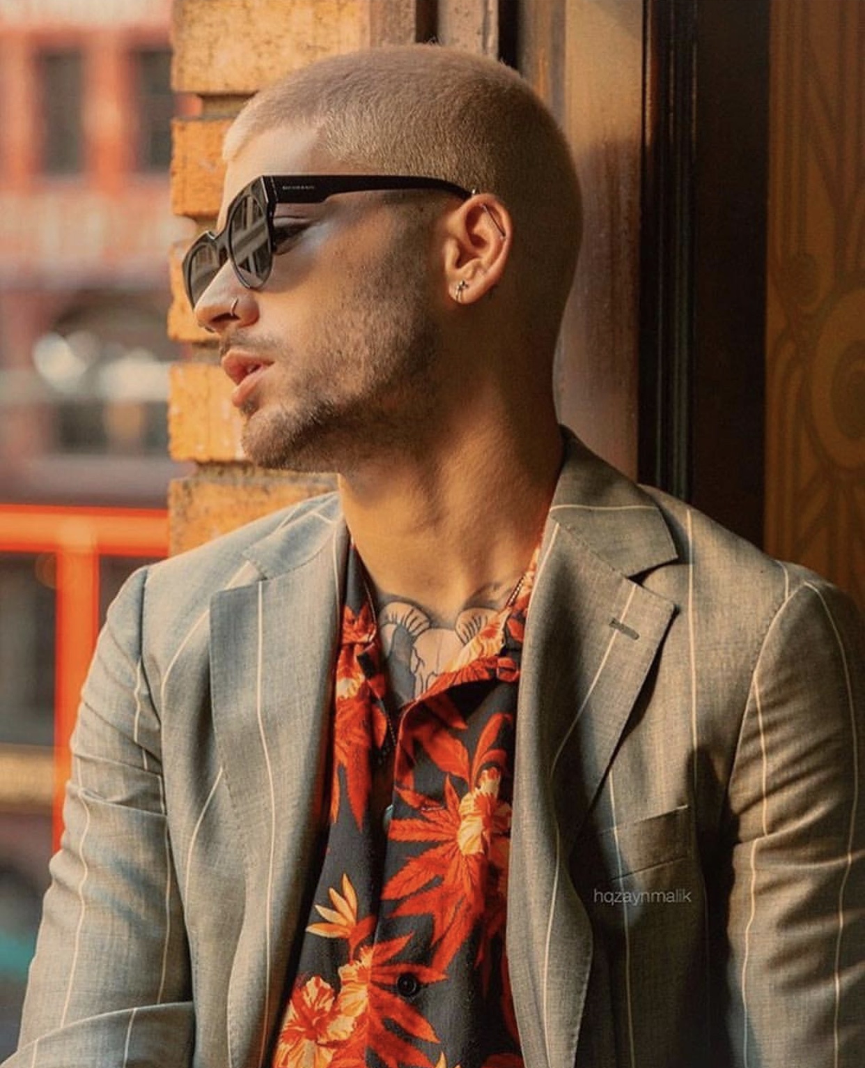 zaynmailk光环背后的zayn生活中的我就像一座孤岛