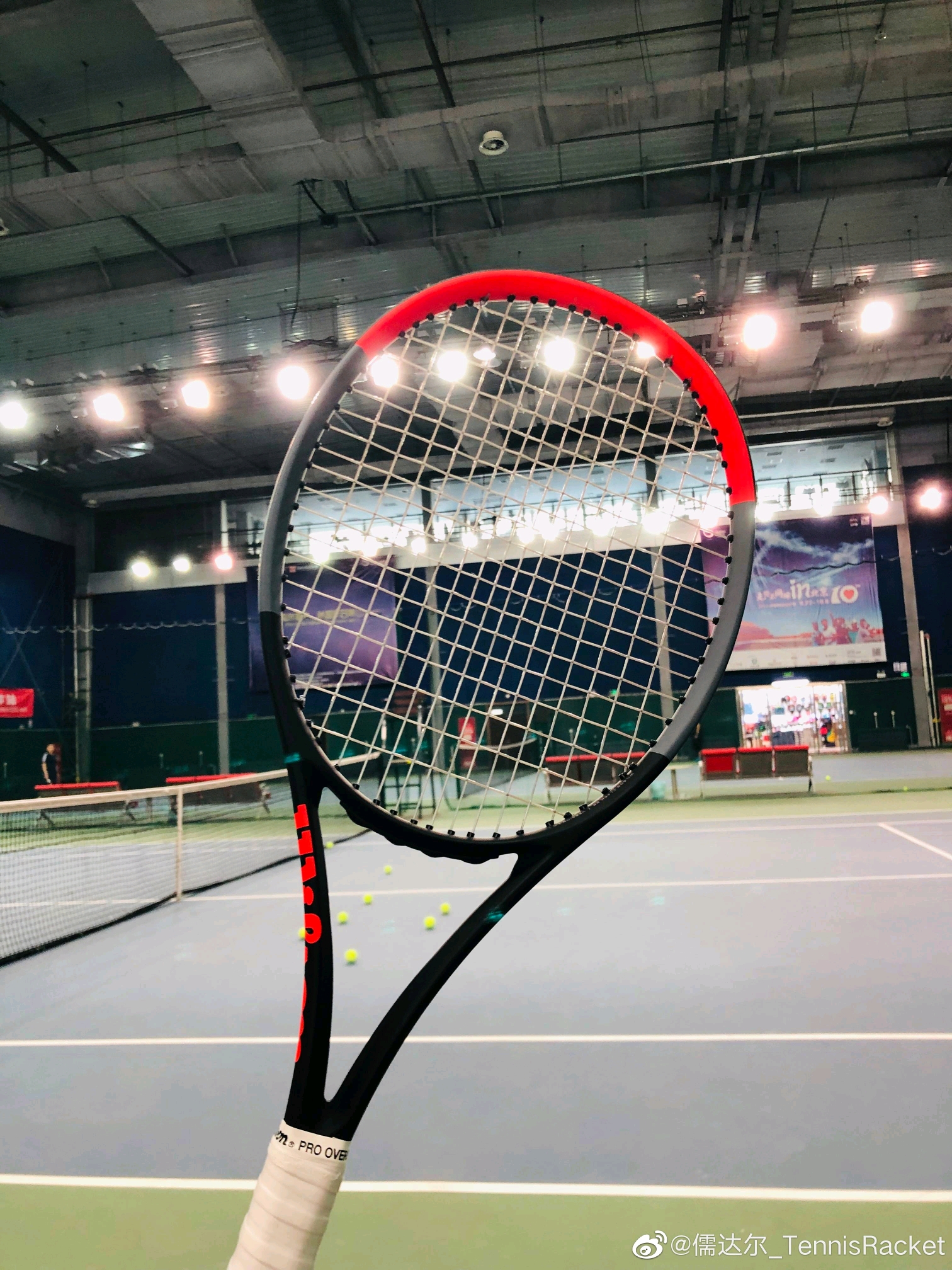 WILSON维尔胜网球拍 (W5343)ULTRA 26 JR TNS RKT 全碳素材质轻量减震 青少年专业网球拍-网球拍-优个网