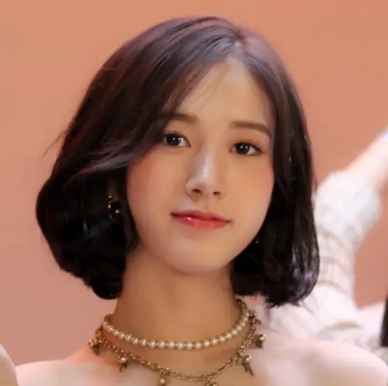 韩网热议 被说像少女时代允儿的新人女爱豆颜值备受瞩目 哔哩哔哩