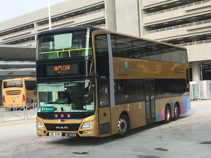 穿梭巴士港澳線用車