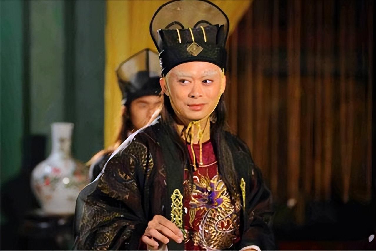 不是所有的宦官都是太监,你知道宦官和太监的区别吗 - 哔哩哔哩