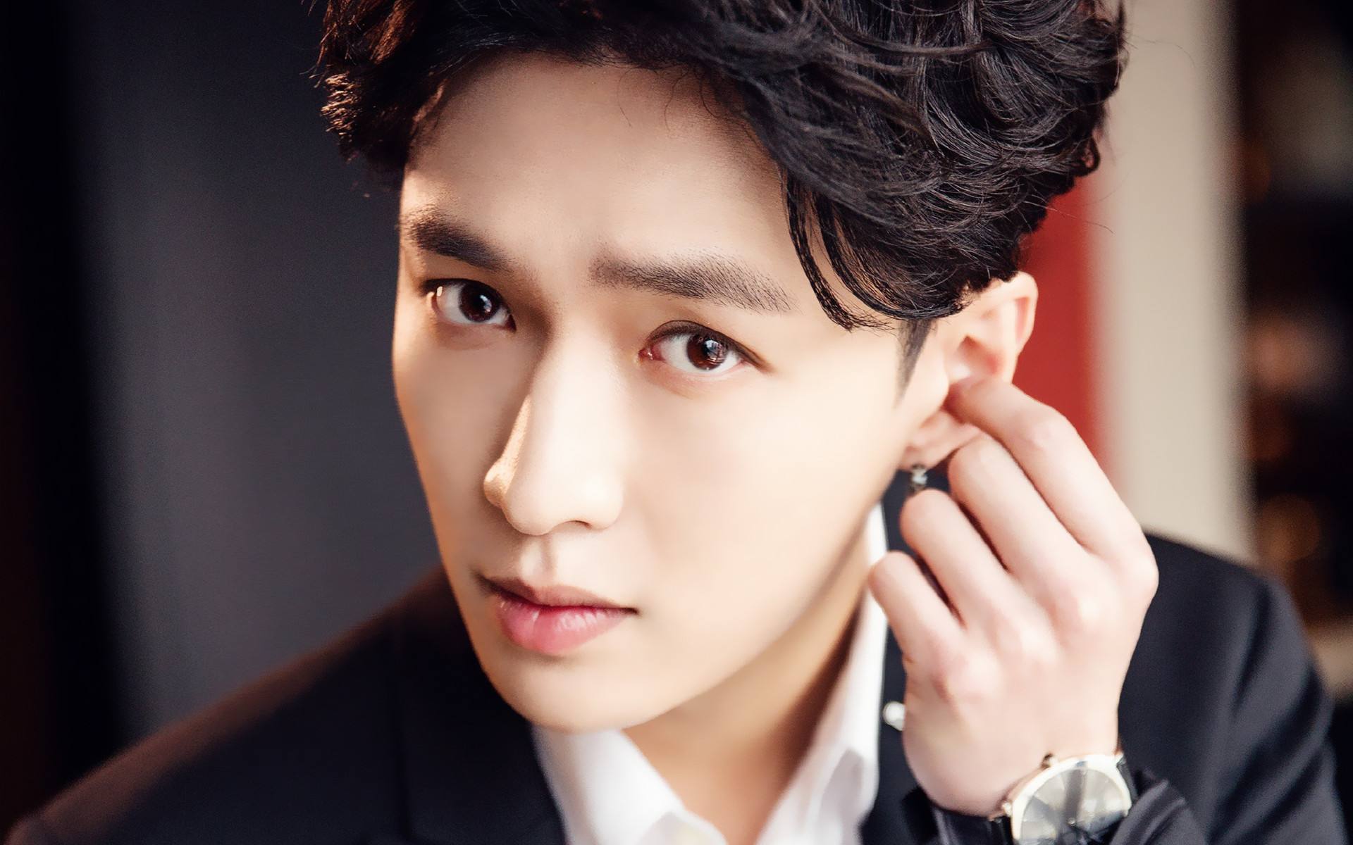 校草男星吃力不讨好张艺兴做人不厚道郭采洁遇人不淑