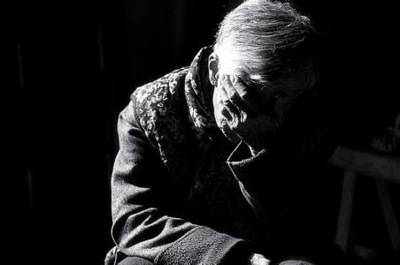 帕金森病人临终很痛苦,应该怎么办?