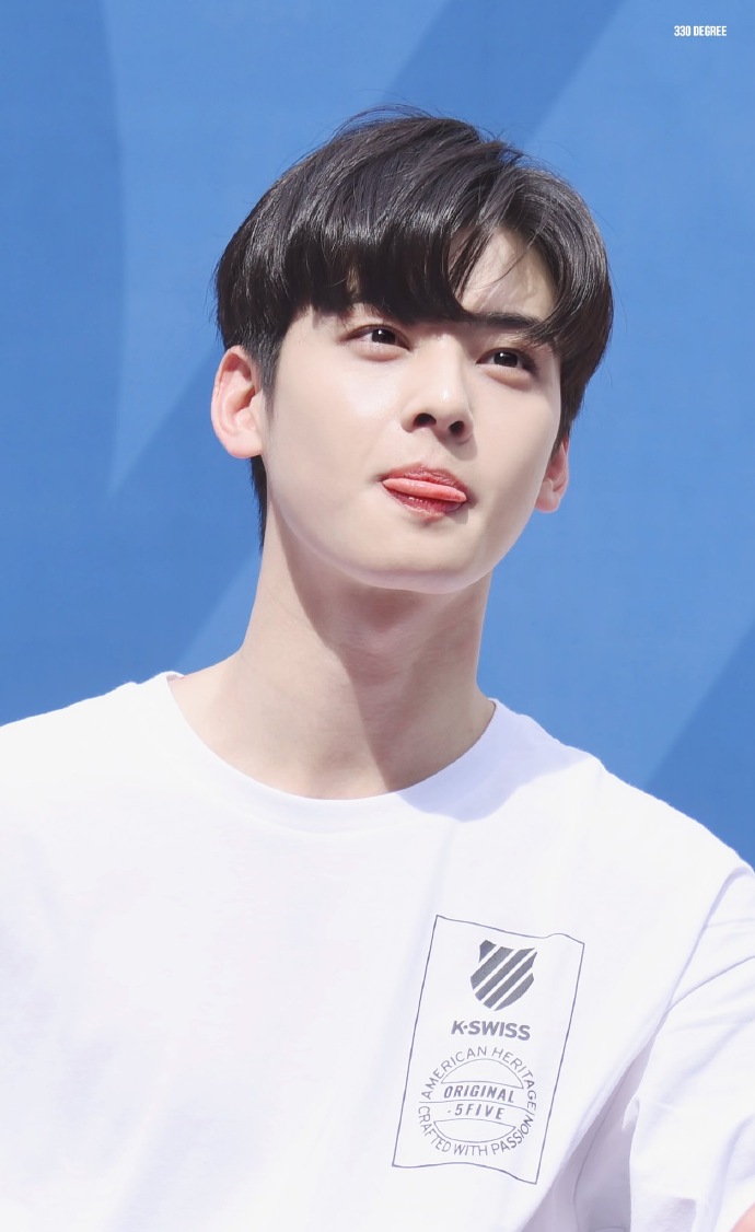 车银优弟弟:好好吃晚饭哦