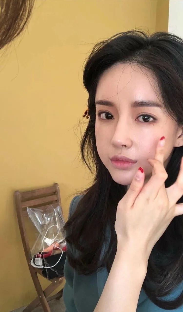 抖音顶流网红潘南奎被打了价值十亿的脸也不怕打坏了