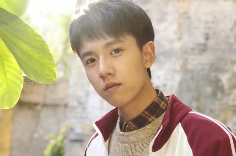 专访人不彪悍枉少年张耀你的记忆里是否藏着一个为爱执著的李渔