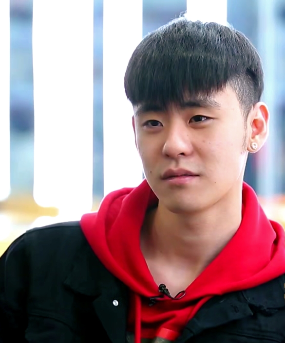 《后台那些事儿》【九辫儿现实友情向】155