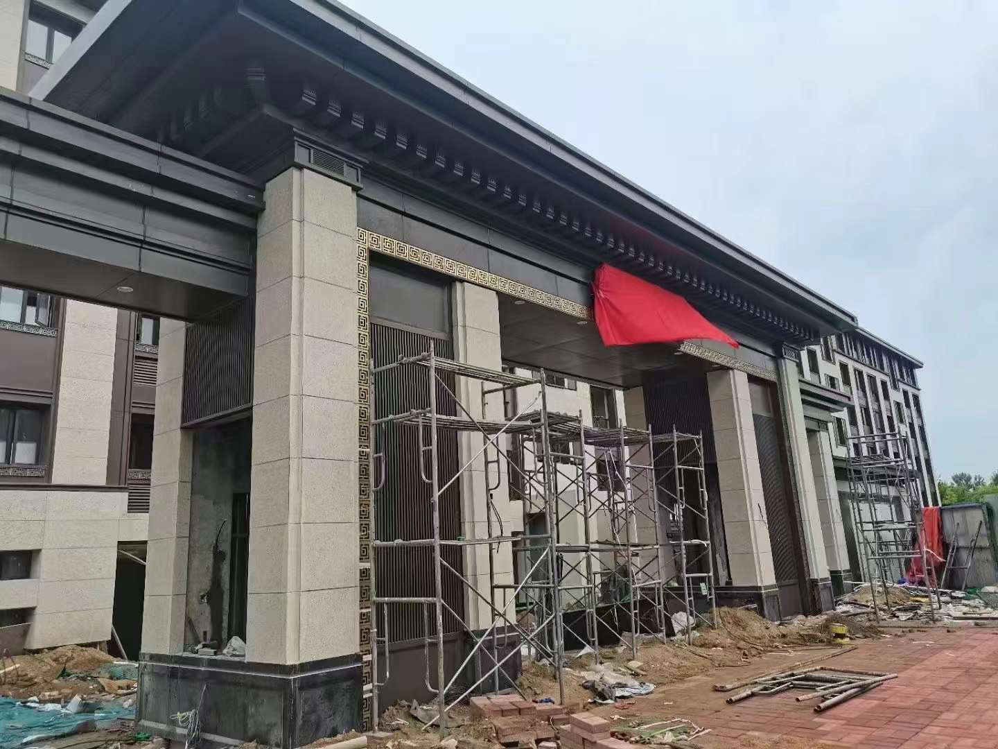 弧形连廊铝单板与屋檐铝单板现场量尺教程