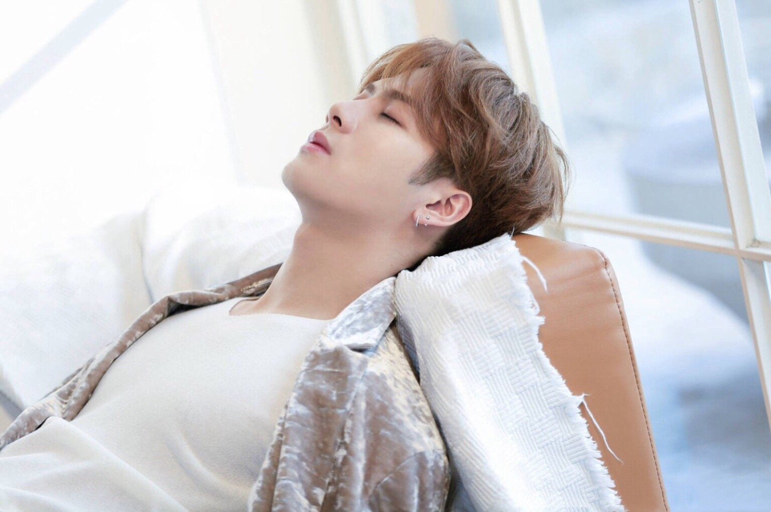 王嘉尔---《party4》