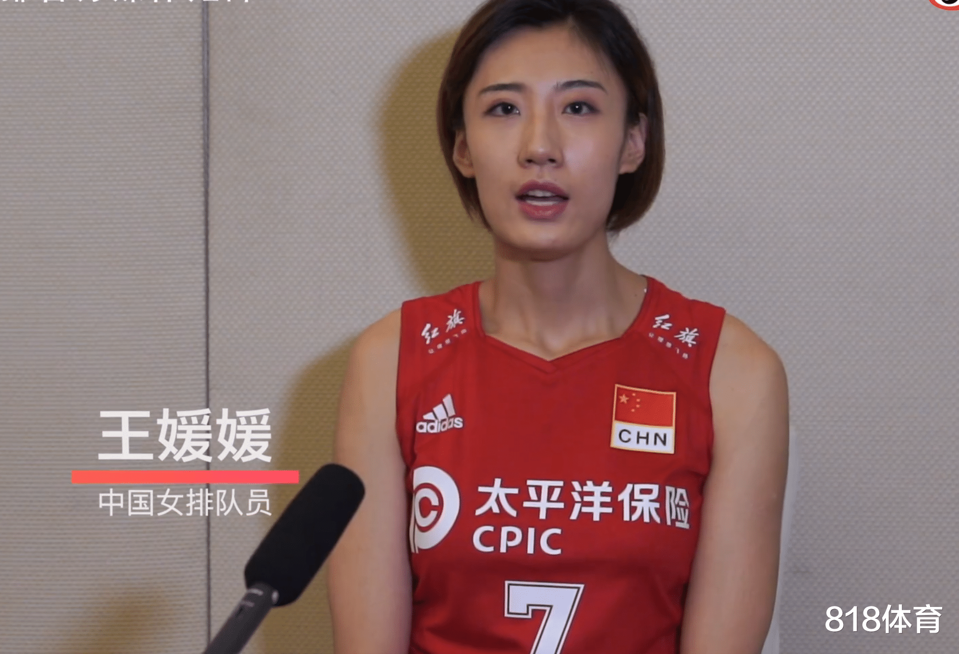 王媛媛说,"希望郎导能够开心,健康!实现梦想!