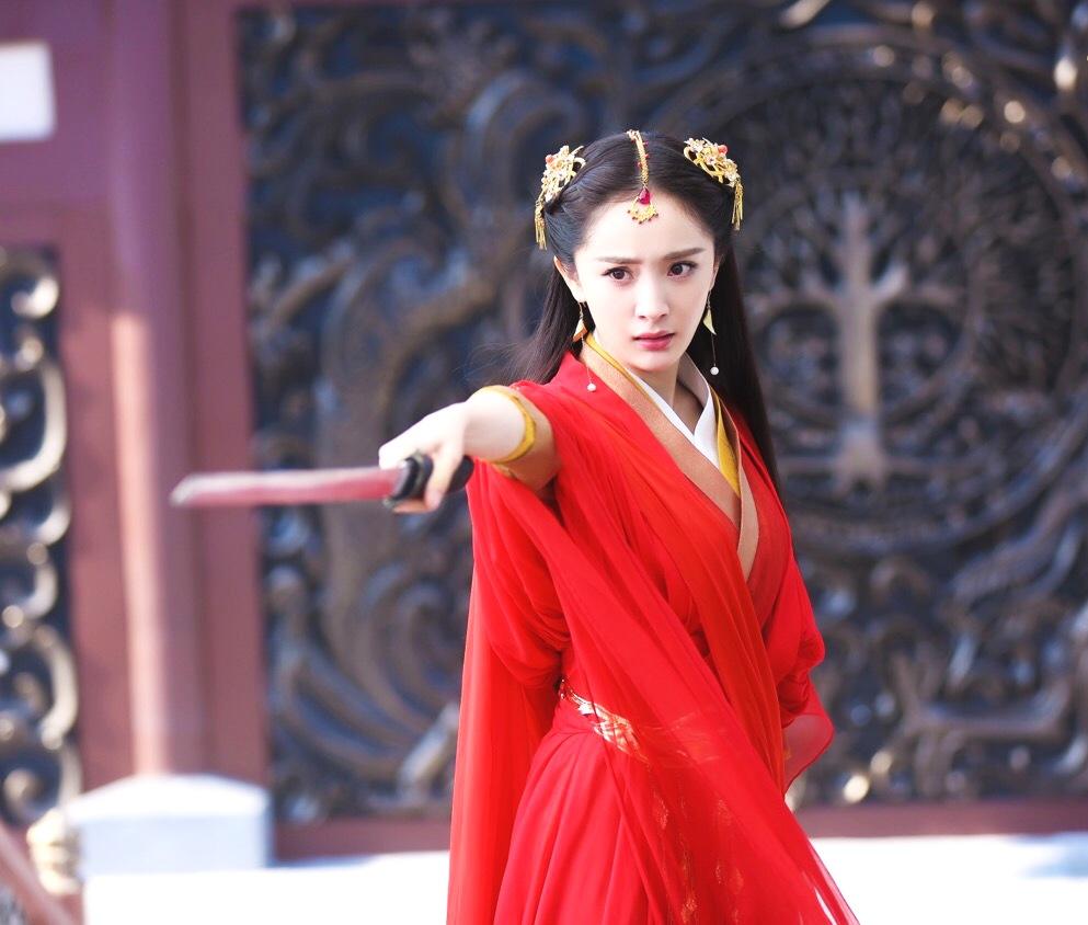 穿红衣最惊艳的十大女星,最美的居然是她