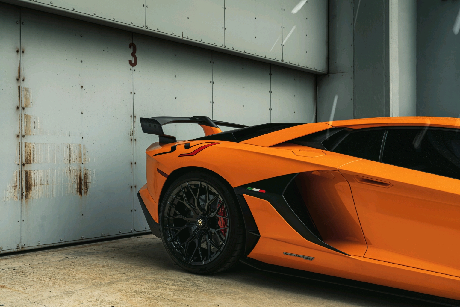 兰博基尼 aventador svj