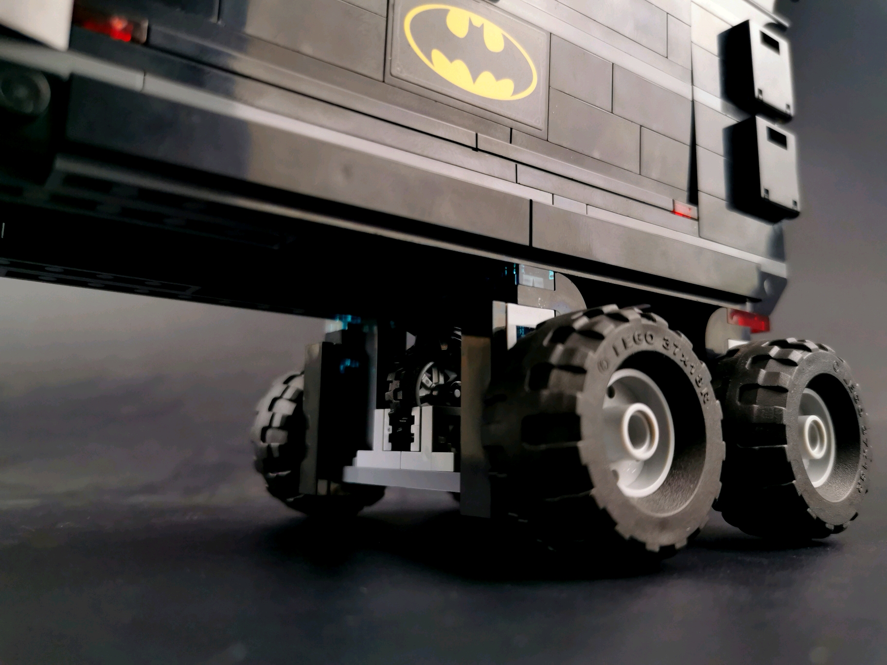 乐高dc脑洞怪蝙蝠载具超级五合一乐高76160移动蝙蝠基地终极评测