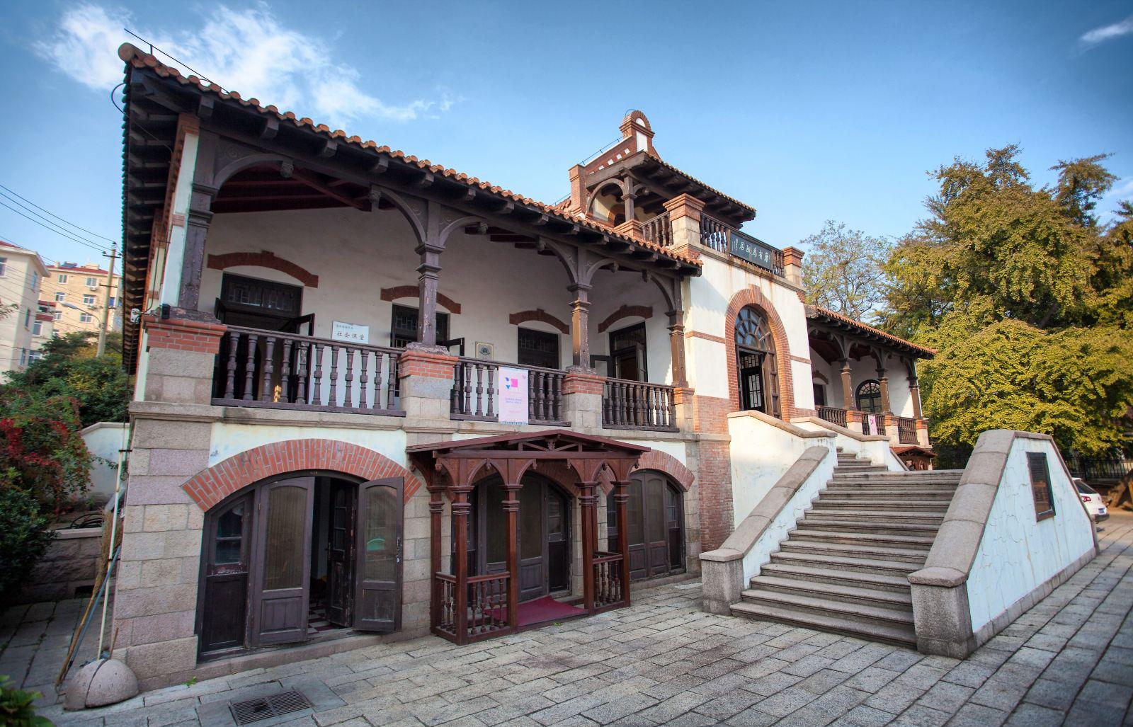 齐鲁儒小贤|接昨天的内容,小贤和你说说青岛其他的经典建筑!