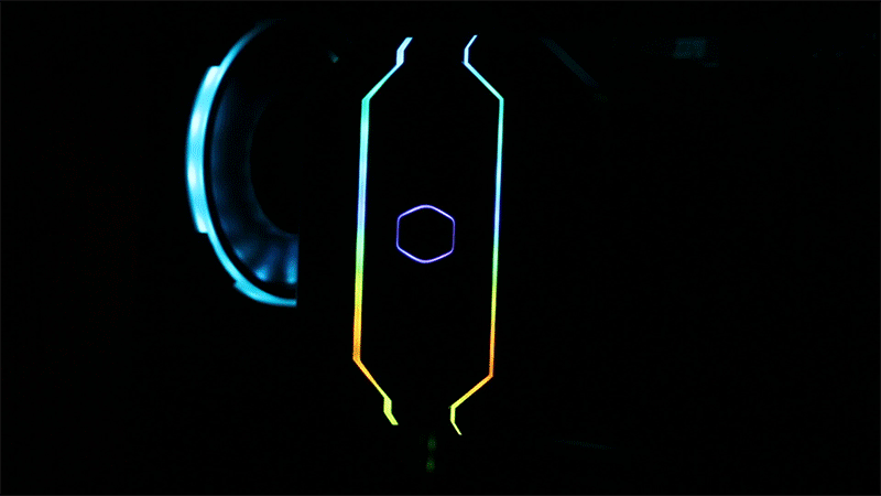 纯黑设计搭配静音风扇支持神光同步酷冷至尊t620m体验