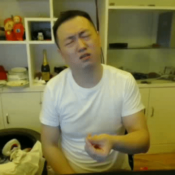 抄袭药水哥卡戴珊被ufc拳王约架网友高潮了臀击收棺之战