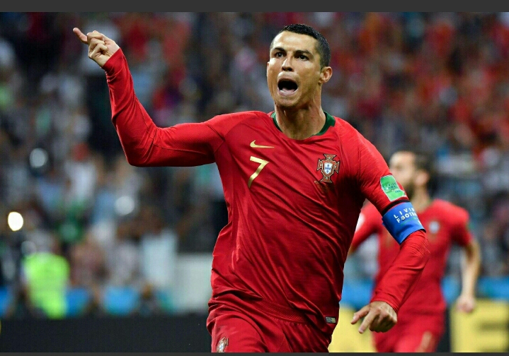 克里斯蒂亚诺·罗纳尔多(cristiano ronaldo)