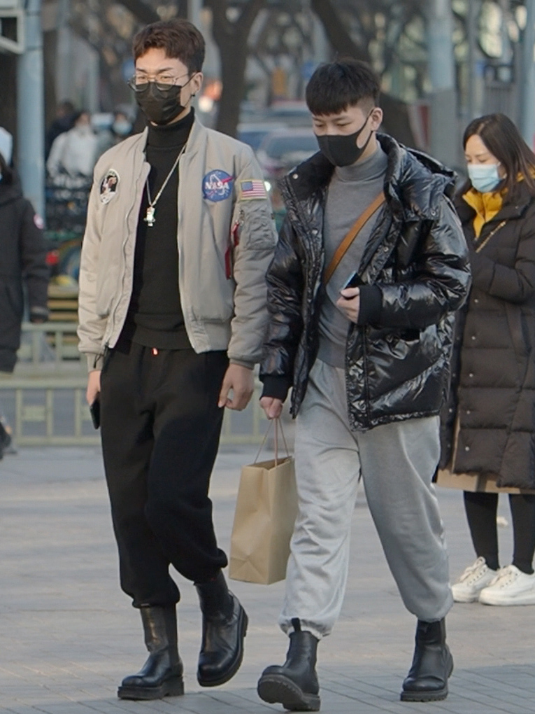 冬季帅哥的服装如何穿搭?款式颜色如何选?身材很重要真是如此