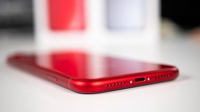 港版红色iPhone XR开箱,真机更漂亮