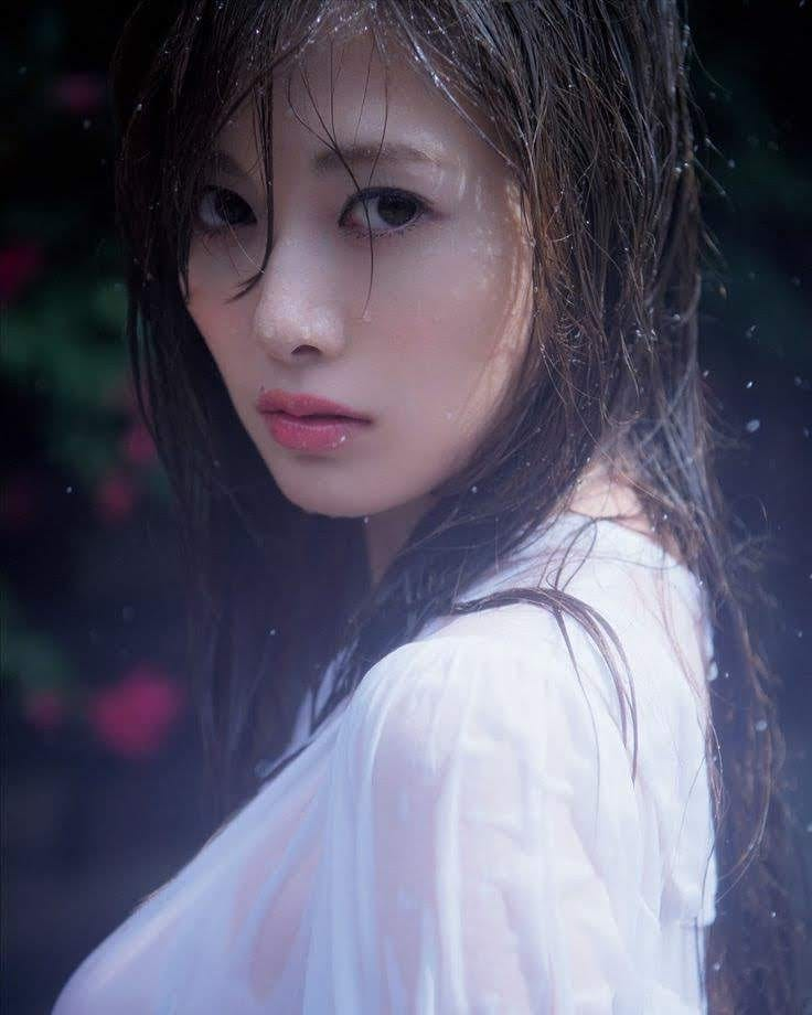 【乃木坂46】首次成员作词白石麻衣独唱曲「じゃあね」将收录新作「し